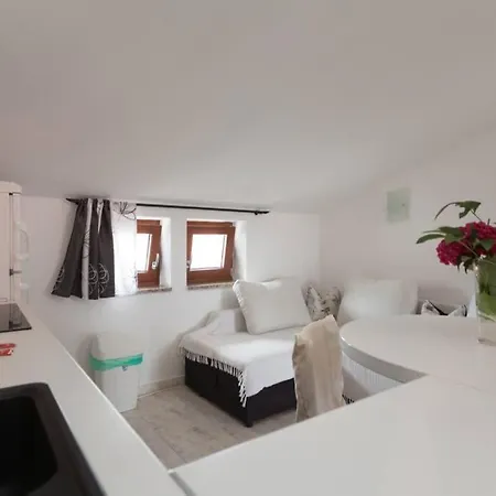 Sea View For 2